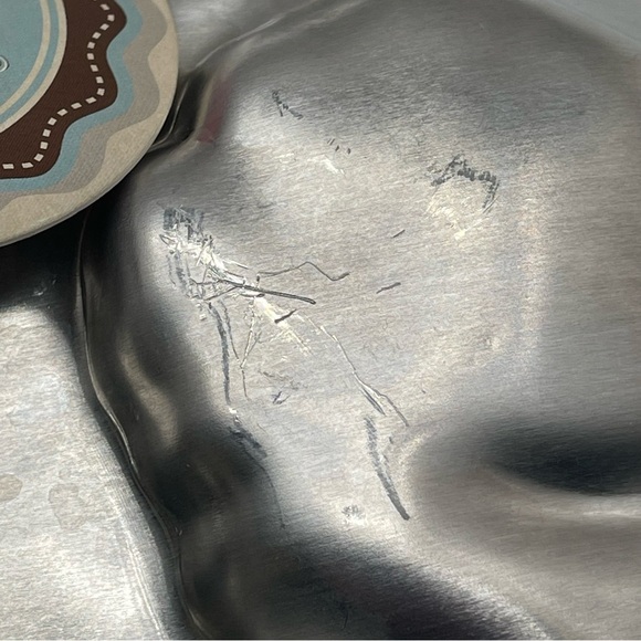 Nordic Ware 3D Aluminum Stand Up Rabbit Cake Pan Easter Bunny Vintage Inspired - Picture 12 of 12